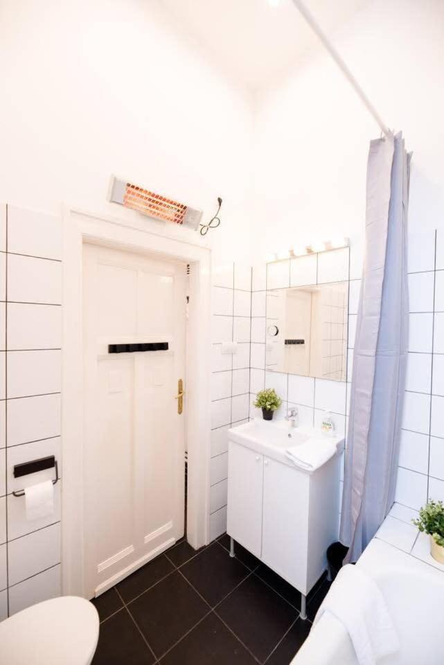Ultra Central - Ac - Comfy Home Budapesta Exterior foto