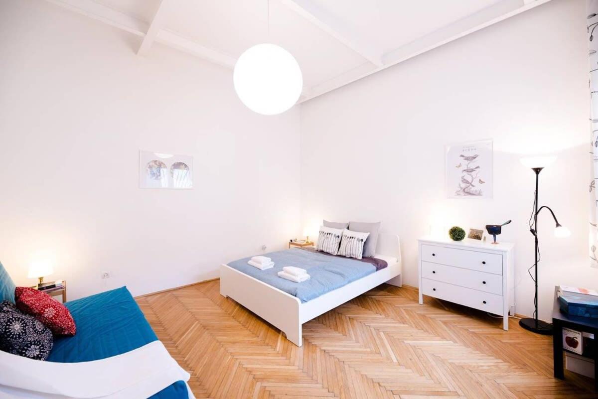 Ultra Central - Ac - Comfy Home Budapesta Exterior foto